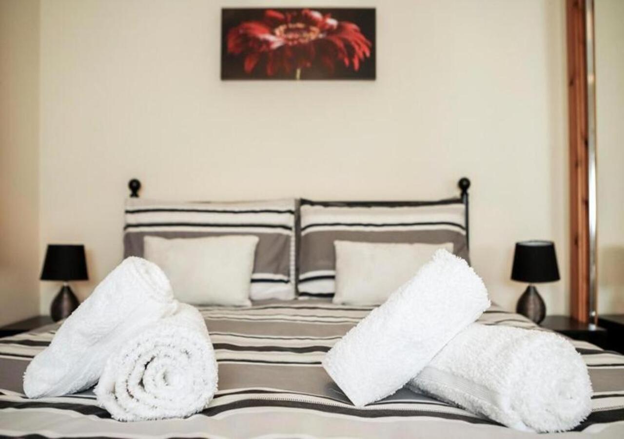 Modern 2 Bedroom Semi Detached House With Own Private Driveway Inverness Zewnętrze zdjęcie